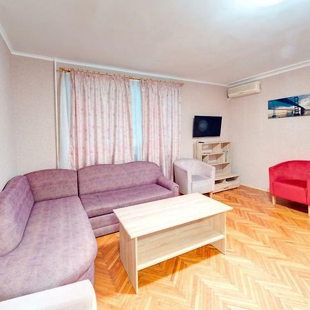 Apartments Near The Palace Of Sports 키예프 외부 사진