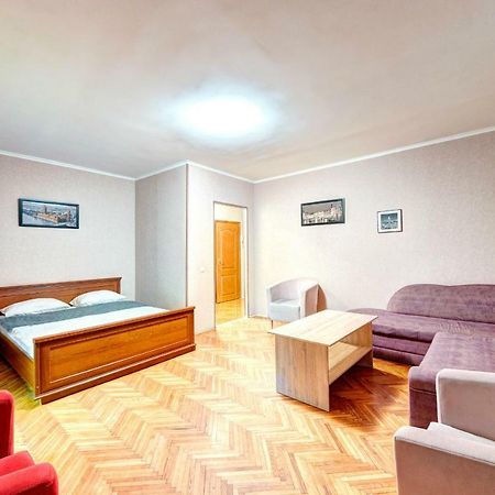 Apartments Near The Palace Of Sports 키예프 외부 사진