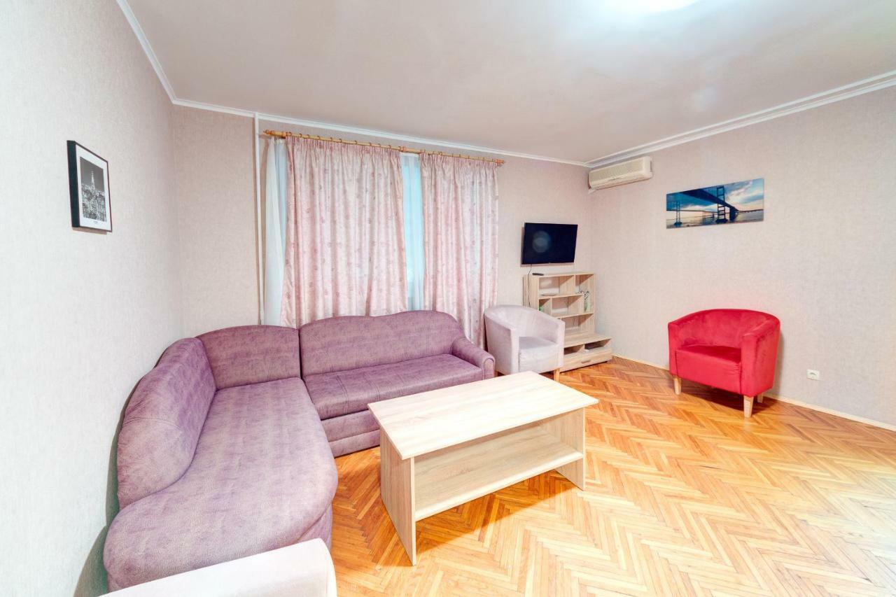 Apartments Near The Palace Of Sports 키예프 외부 사진
