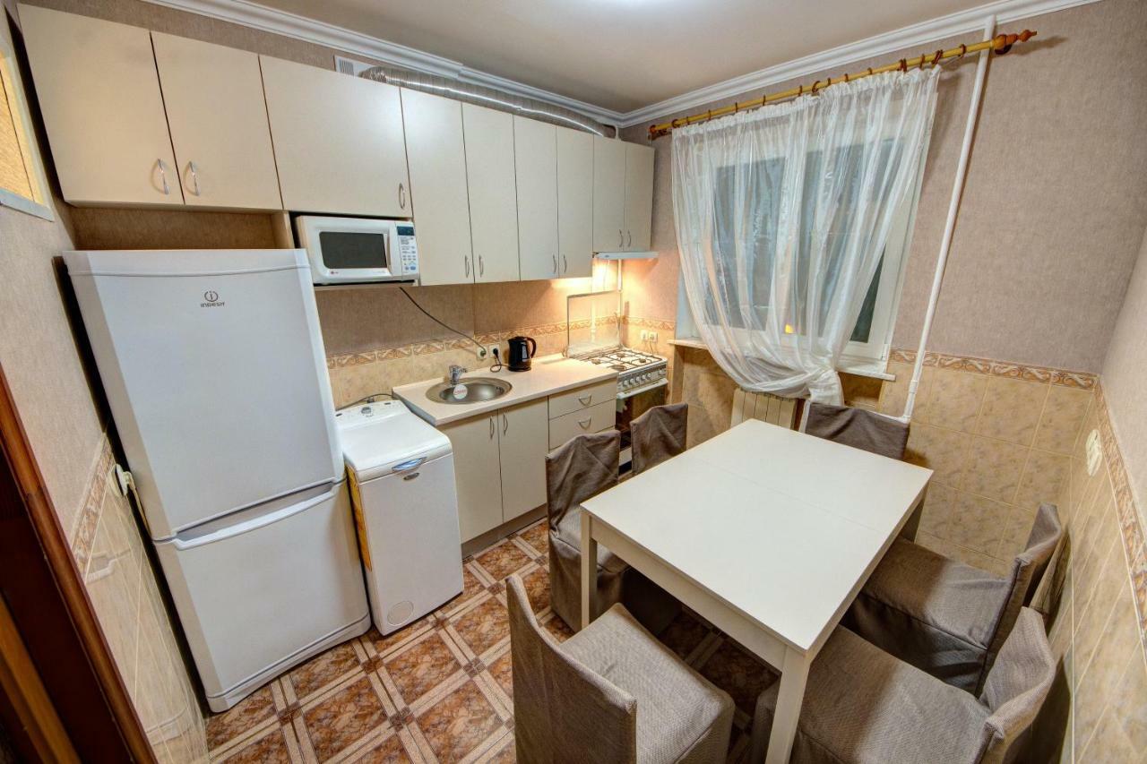 Apartments Near The Palace Of Sports 키예프 외부 사진
